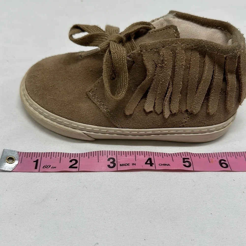 GAP kids tan